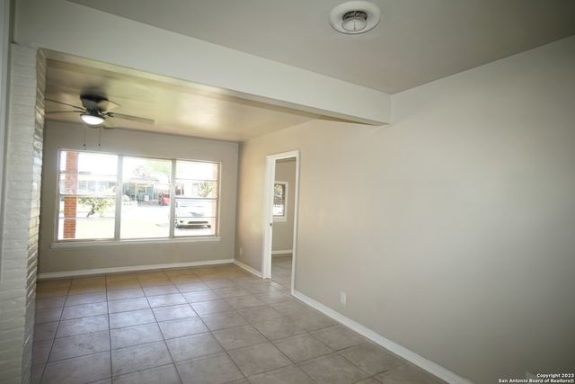 227 CICERO DR, San Antonio, TX 78218