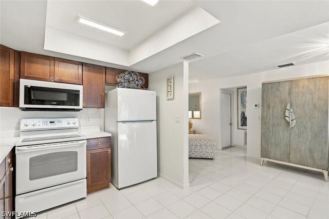 3511 Caloosa ST, Naples, FL 34112