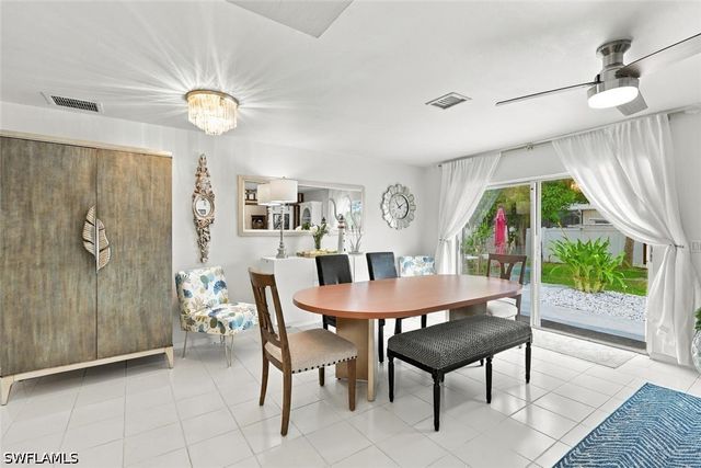 3511 Caloosa ST, Naples, FL 34112