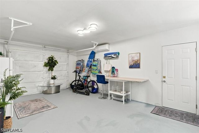 3511 Caloosa ST, Naples, FL 34112