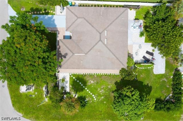 3511 Caloosa ST, Naples, FL 34112