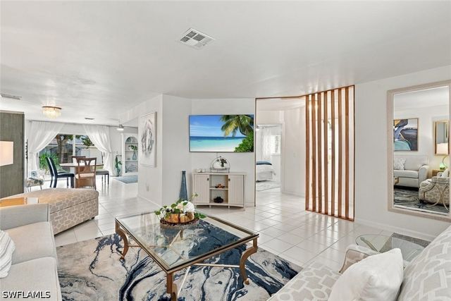 3511 Caloosa ST, Naples, FL 34112
