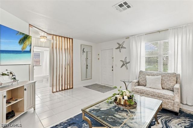 3511 Caloosa ST, Naples, FL 34112
