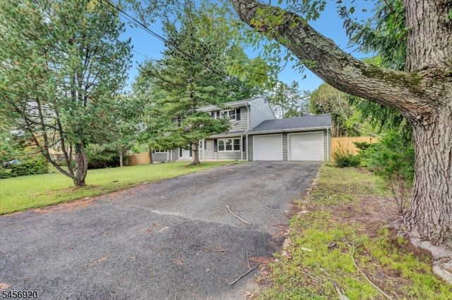 6 Mitchell Rd, Parsippany-troy Hills Twp., NJ 07054