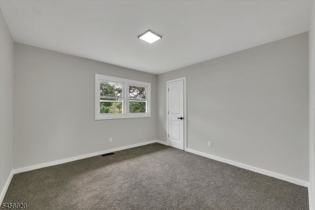6 Mitchell Rd, Parsippany-troy Hills Twp., NJ 07054