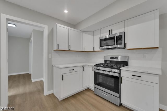 6 Mitchell Rd, Parsippany-troy Hills Twp., NJ 07054