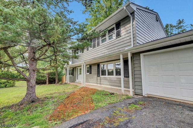 6 Mitchell Rd, Parsippany-troy Hills Twp., NJ 07054