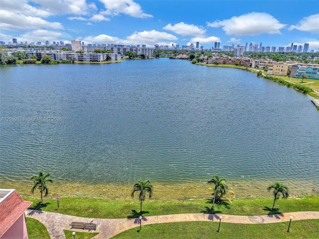 18555 NE 14th Ave 502, Miami, FL 33179