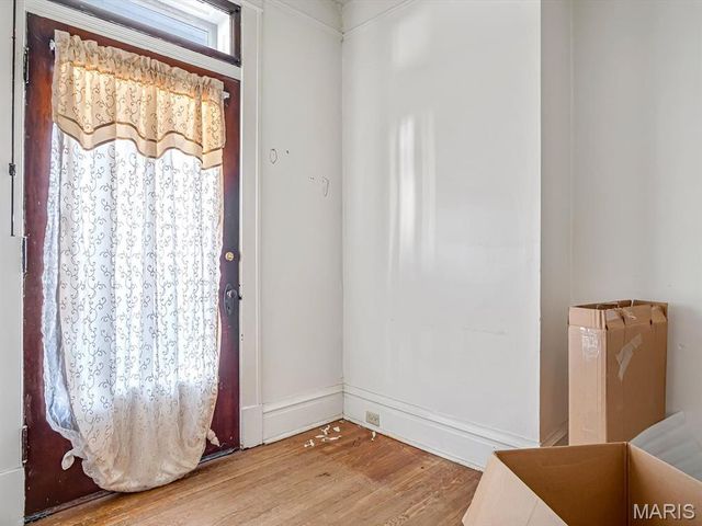 216 N Jackson Street, Belleville, IL 62220