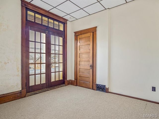 216 N Jackson Street, Belleville, IL 62220