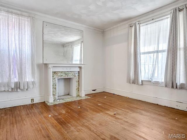 216 N Jackson Street, Belleville, IL 62220