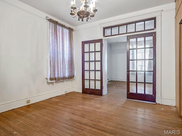 216 N Jackson Street, Belleville, IL 62220