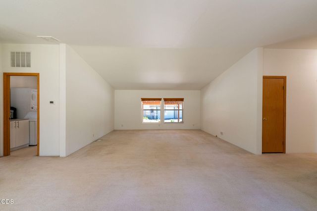 16115 Del Pino Drive, La Pine, OR 97739
