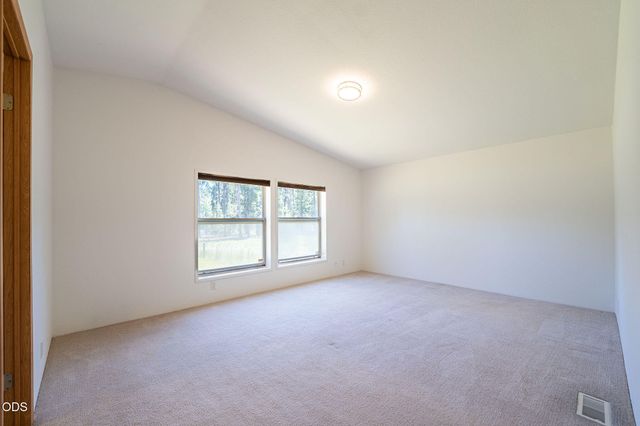 16115 Del Pino Drive, La Pine, OR 97739