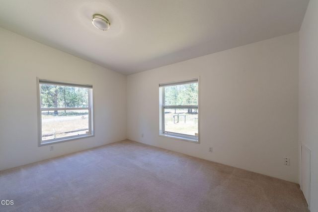 16115 Del Pino Drive, La Pine, OR 97739