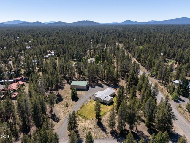 16115 Del Pino Drive, La Pine, OR 97739
