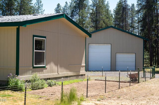 16115 Del Pino Drive, La Pine, OR 97739