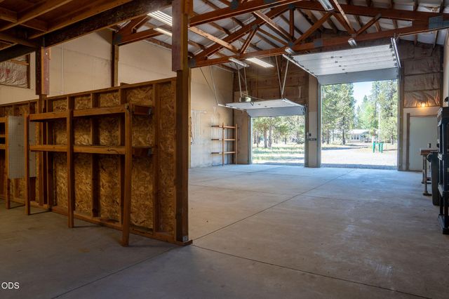 16115 Del Pino Drive, La Pine, OR 97739