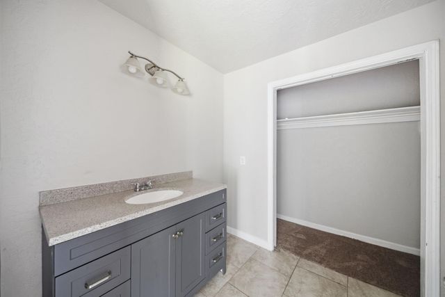 1102 Johnson Street, Pasadena, TX 77506