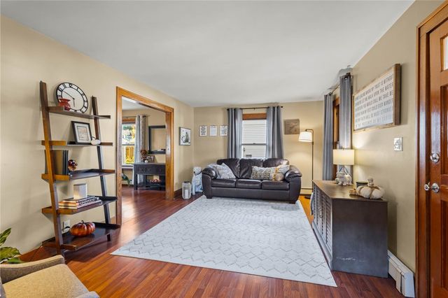 24 Farnsworth Avenue, Oakfield, NY 14125