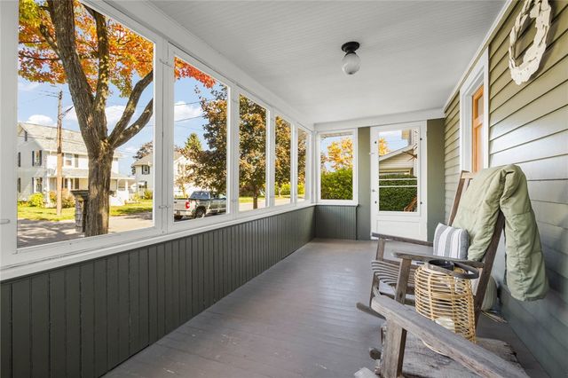 24 Farnsworth Avenue, Oakfield, NY 14125