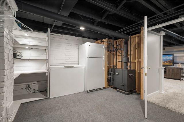 24 Farnsworth Avenue, Oakfield, NY 14125