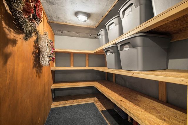 24 Farnsworth Avenue, Oakfield, NY 14125