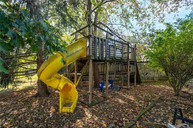 24 Farnsworth Avenue, Oakfield, NY 14125