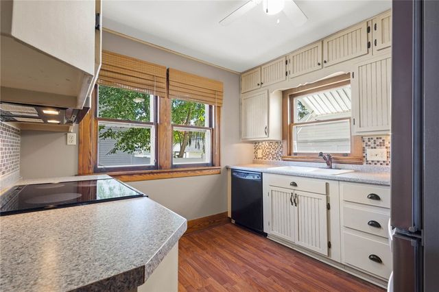 24 Farnsworth Avenue, Oakfield, NY 14125