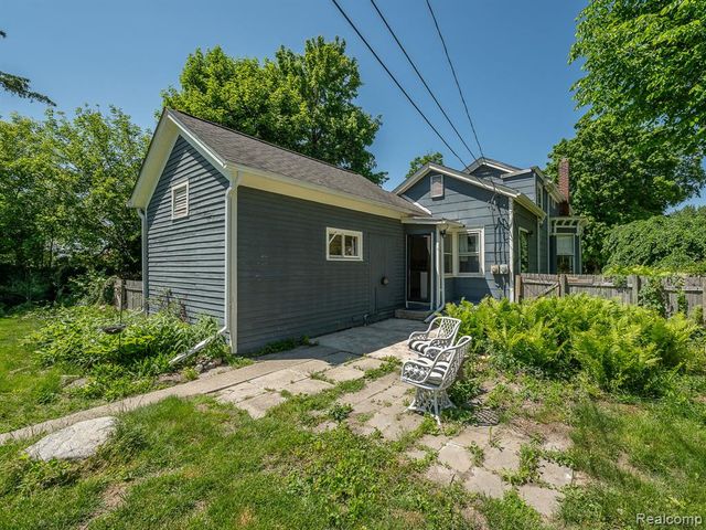306 E Cross Street, Ypsilanti, MI 48198
