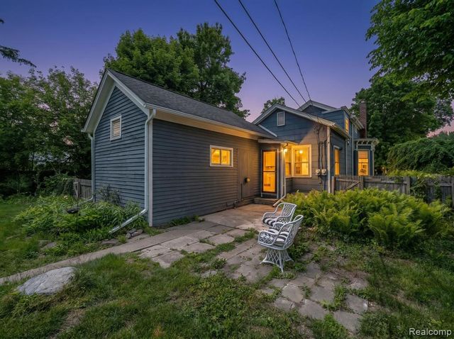 306 E Cross Street, Ypsilanti, MI 48198