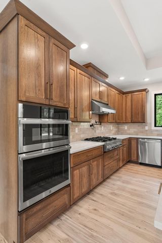 184 E 792 N, Lake Village, IN 46349