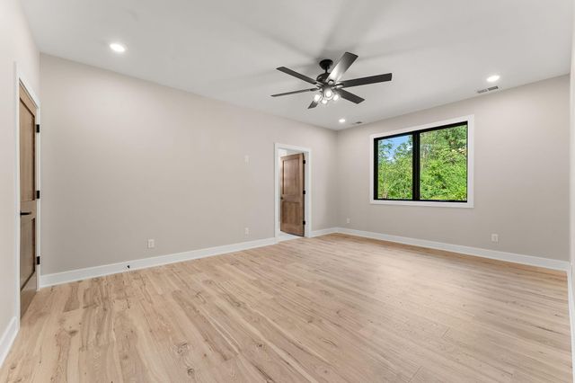 184 E 792 N, Lake Village, IN 46349