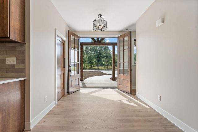 184 E 792 N, Lake Village, IN 46349