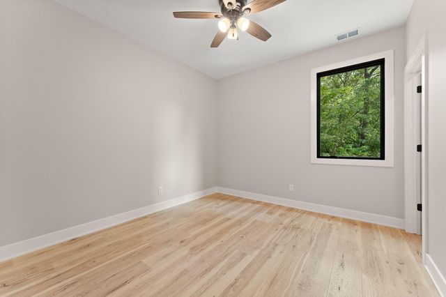 184 E 792 N, Lake Village, IN 46349