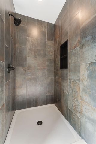 184 E 792 N, Lake Village, IN 46349