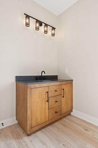 184 E 792 N, Lake Village, IN 46349