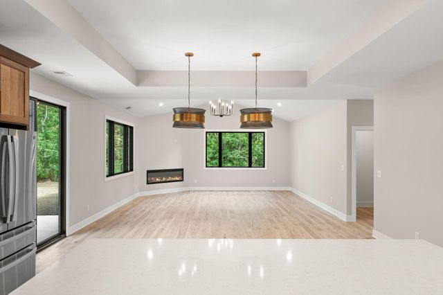 184 E 792 N, Lake Village, IN 46349