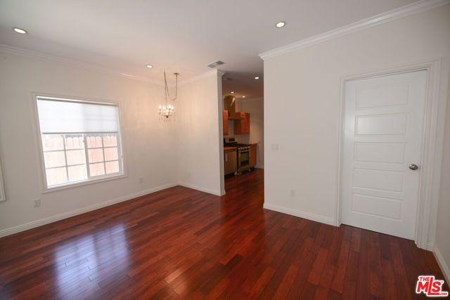 3148 W 11th Street, Los Angeles, CA 90006