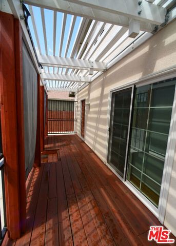 3148 W 11th Street, Los Angeles, CA 90006