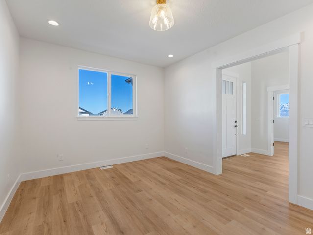 103 E GARIBALDI WAY, Saratoga Springs, UT 84045