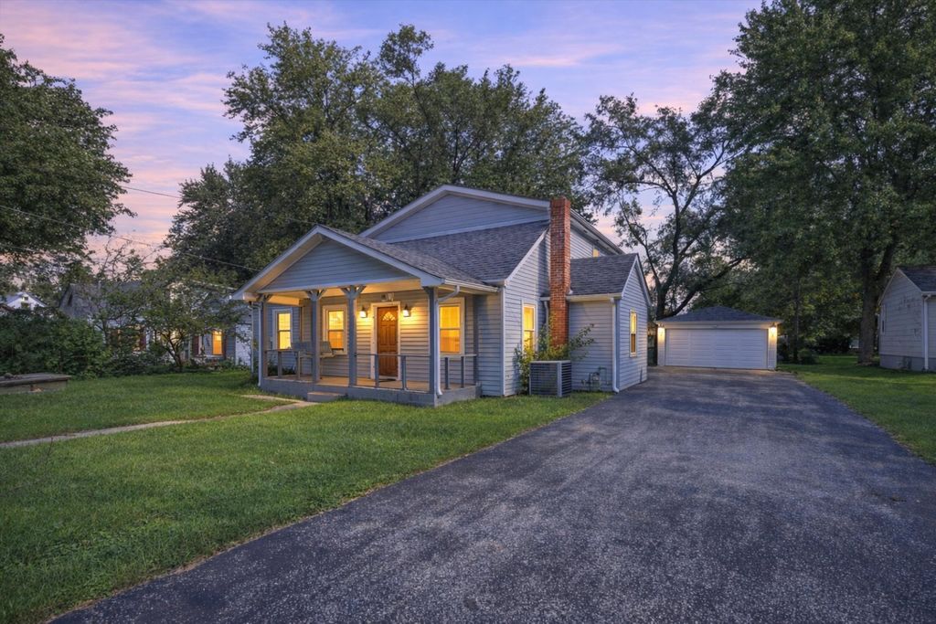 17853 Bock Road, Lansing, IL 60438
