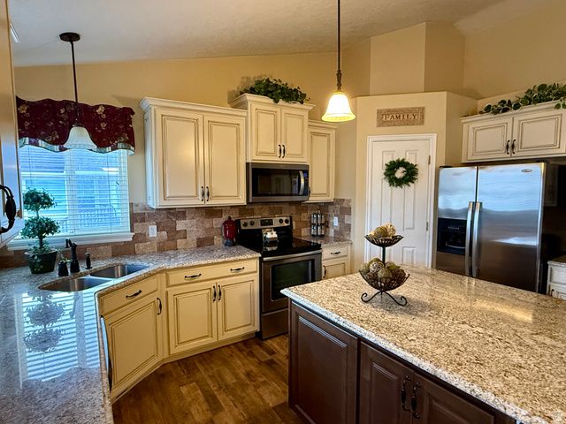 12813 S KERI LYNN CT, Riverton, UT 84065