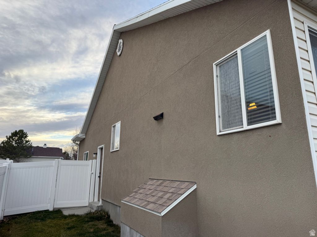 Image 30 of property listing at 12813 S KERI LYNN CT, Riverton, UT 84065