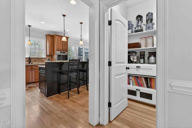 1800 Versa Court, Apex, NC 27502