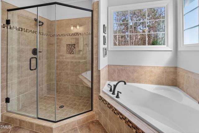 1800 Versa Court, Apex, NC 27502