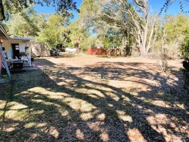 1165 Webster Dr, Pensacola, FL 32505