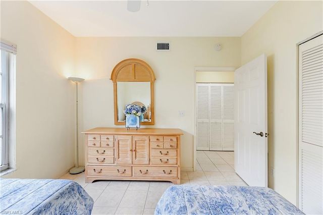 829 Tanbark DR # 104, Naples, FL 34108