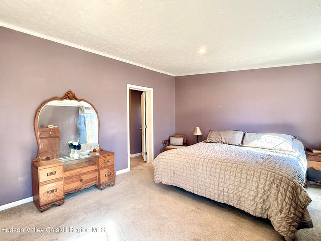 325 Route 25, Haines Falls, NY 12436