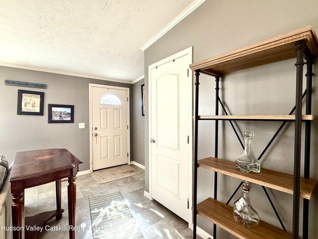 325 Route 25, Haines Falls, NY 12436